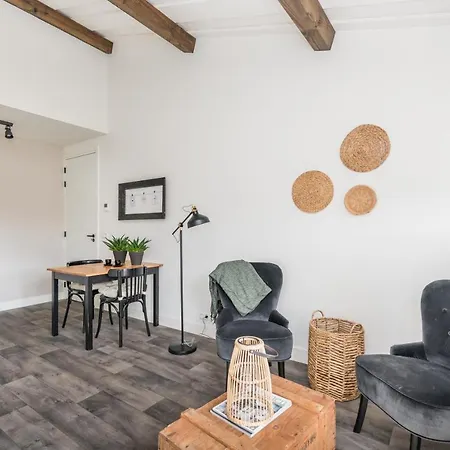 De Meulestee Bed & Breakfast 3*