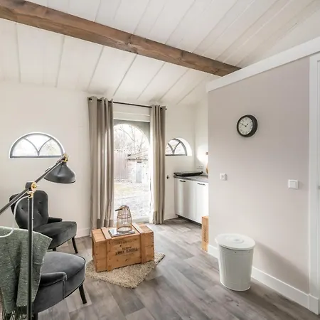 Bed & Breakfast De Meulestee
