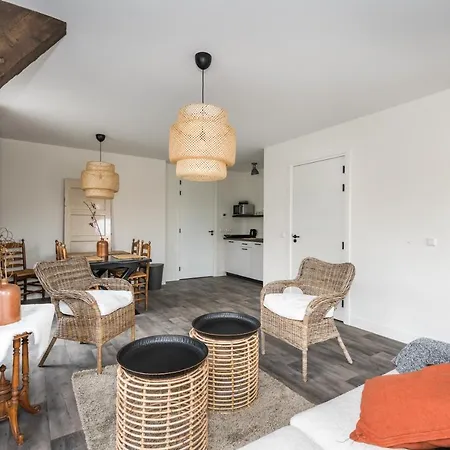 Bed & Breakfast De Meulestee