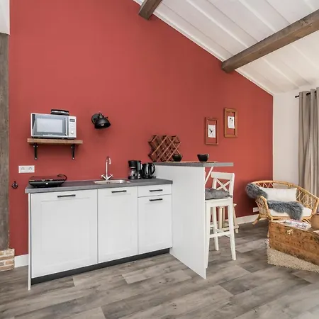 De Meulestee לינה וארוחת בוקר אאודורפ