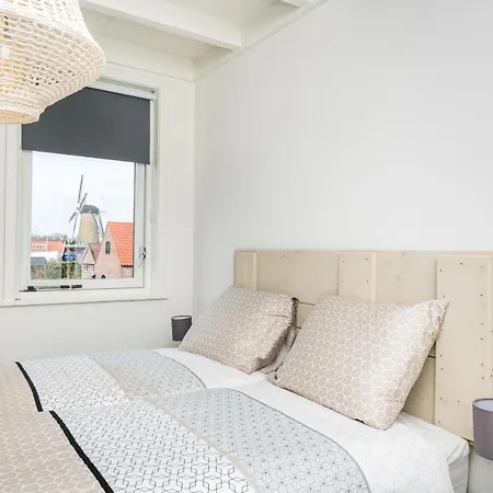 Bed & Breakfast De Meulestee 3*