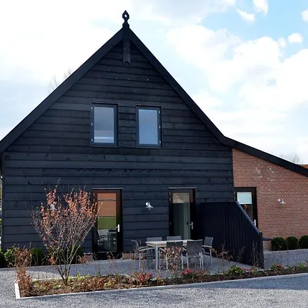 Bed & Breakfast De Meulestee 3*
