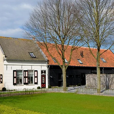 De Meulestee לינה וארוחת בוקר